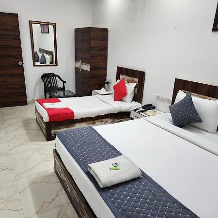 Hotel Aerotech Suite New Delhi Exterior foto