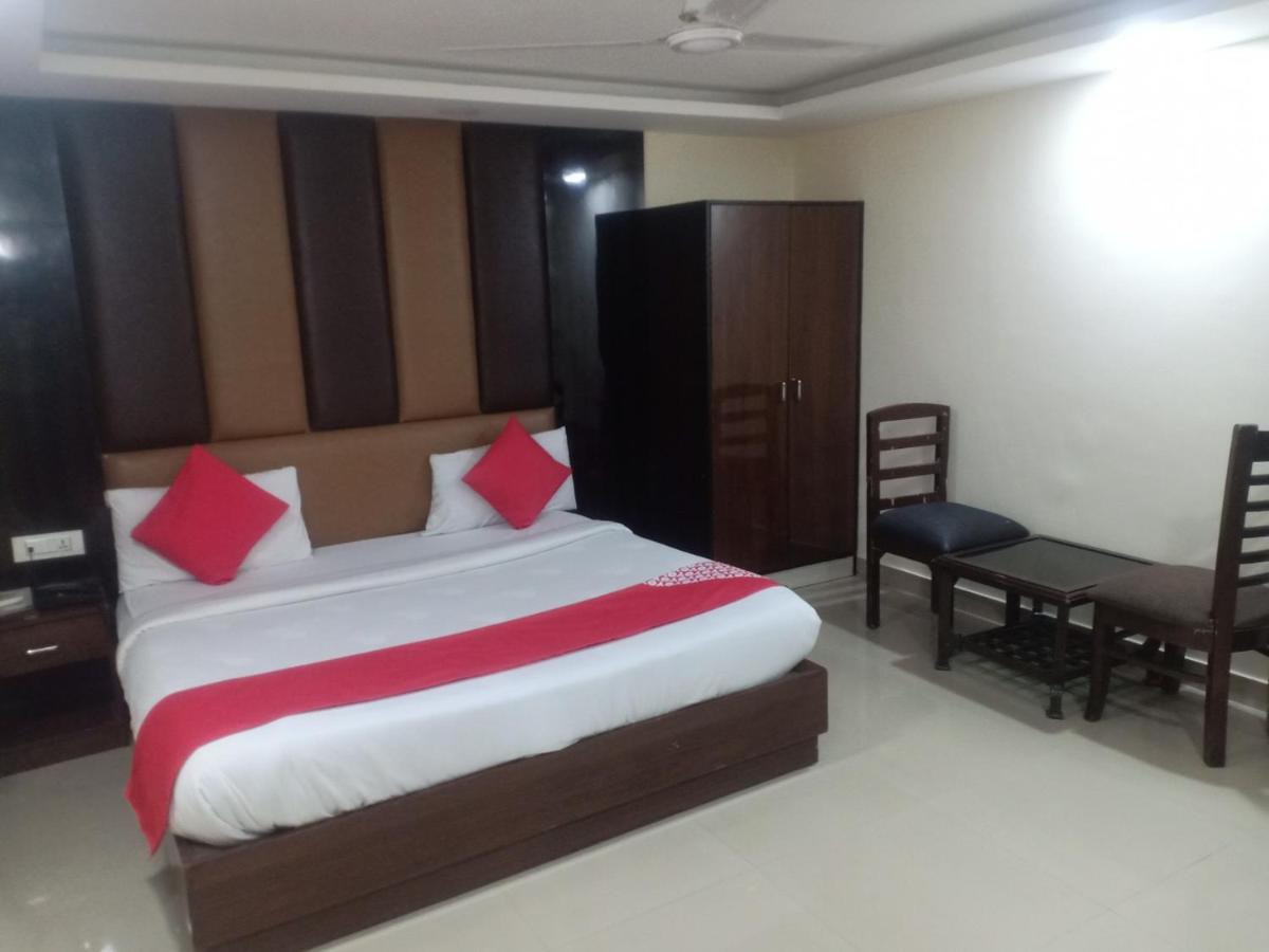 Hotel Aerotech Suite New Delhi Exterior foto