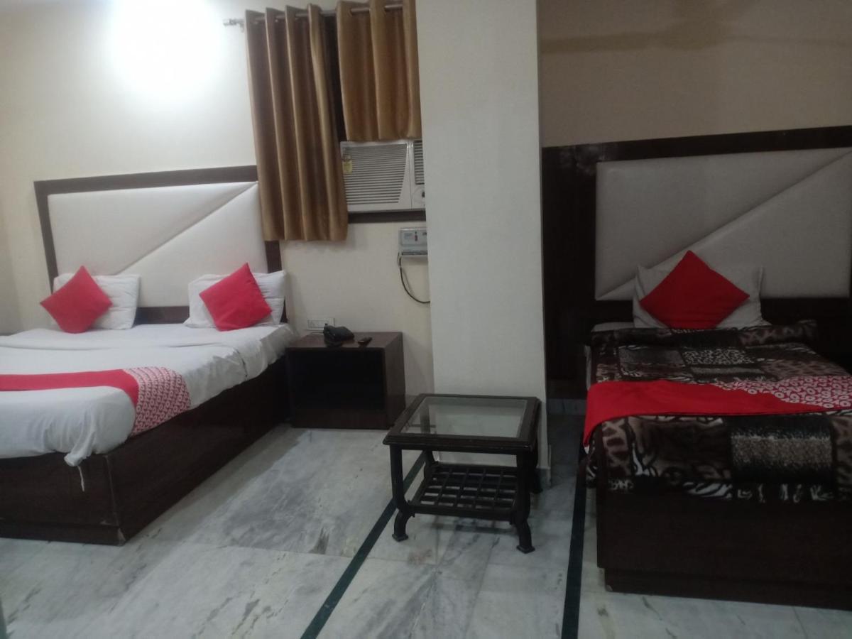Hotel Aerotech Suite New Delhi Exterior foto
