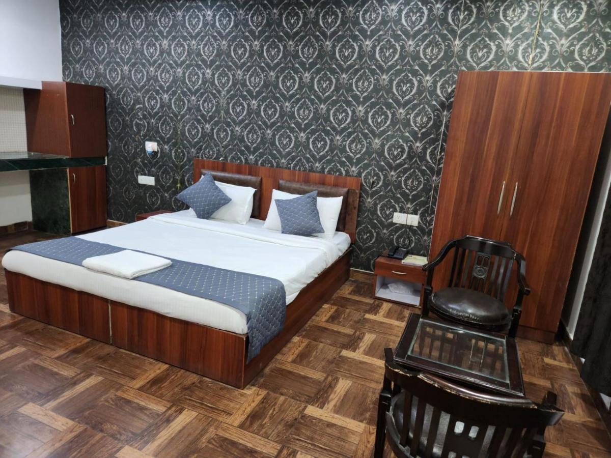 Hotel Aerotech Suite New Delhi Exterior foto