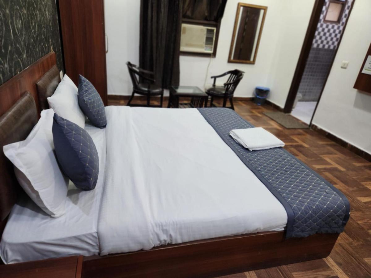 Hotel Aerotech Suite New Delhi Exterior foto