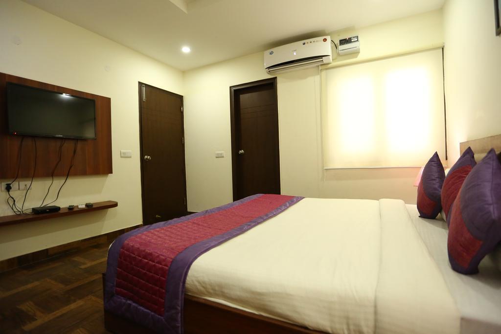 Hotel Aerotech Suite New Delhi Exterior foto