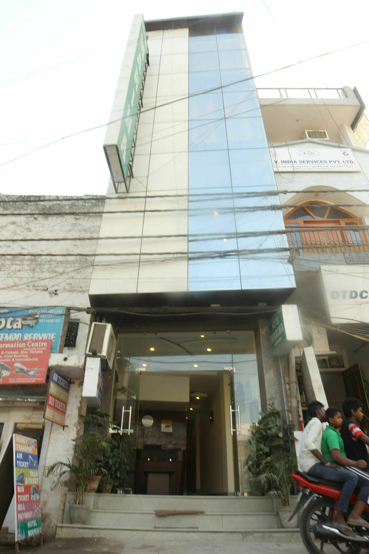 Hotel Aerotech Suite New Delhi Exterior foto